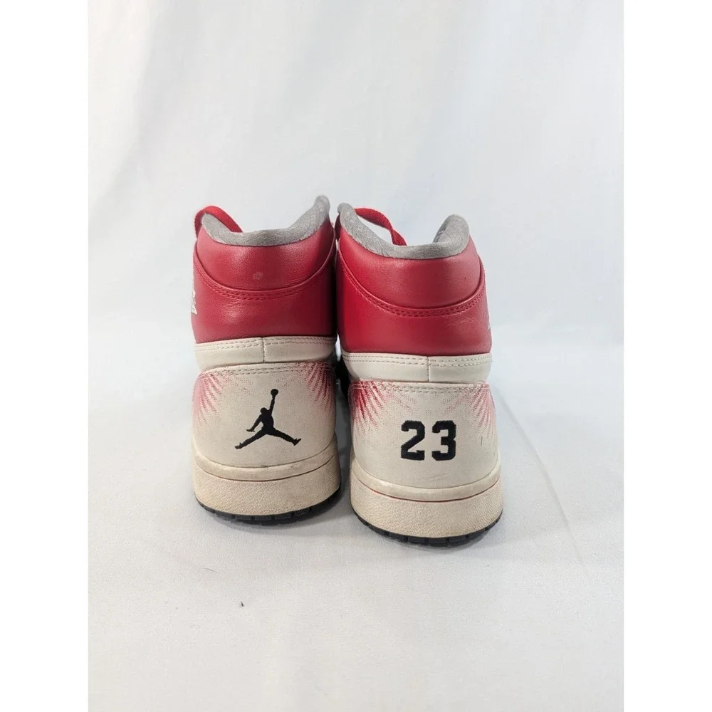 Jordan Air Jordan 1‎ Retro High Dave White Wings 2012 Graphic Sneakers Black 9.5
